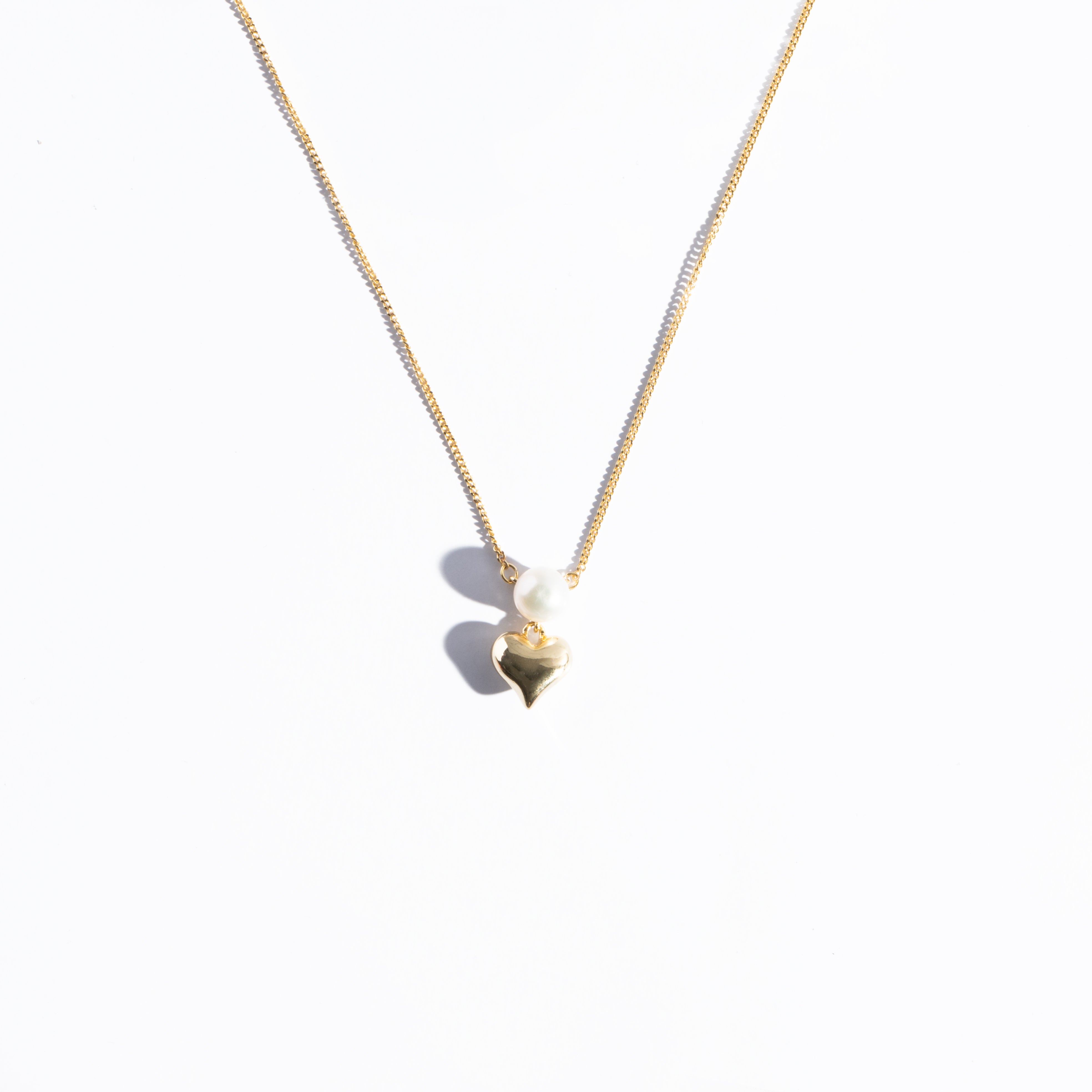 PEARL-HEART PENDANT - GOLD