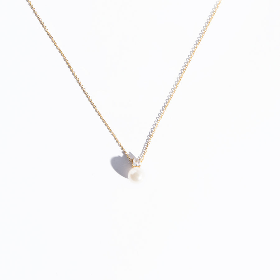 PEARL-STONE PENDANT - GOLD
