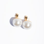 CLASSIC PEARL STUDS