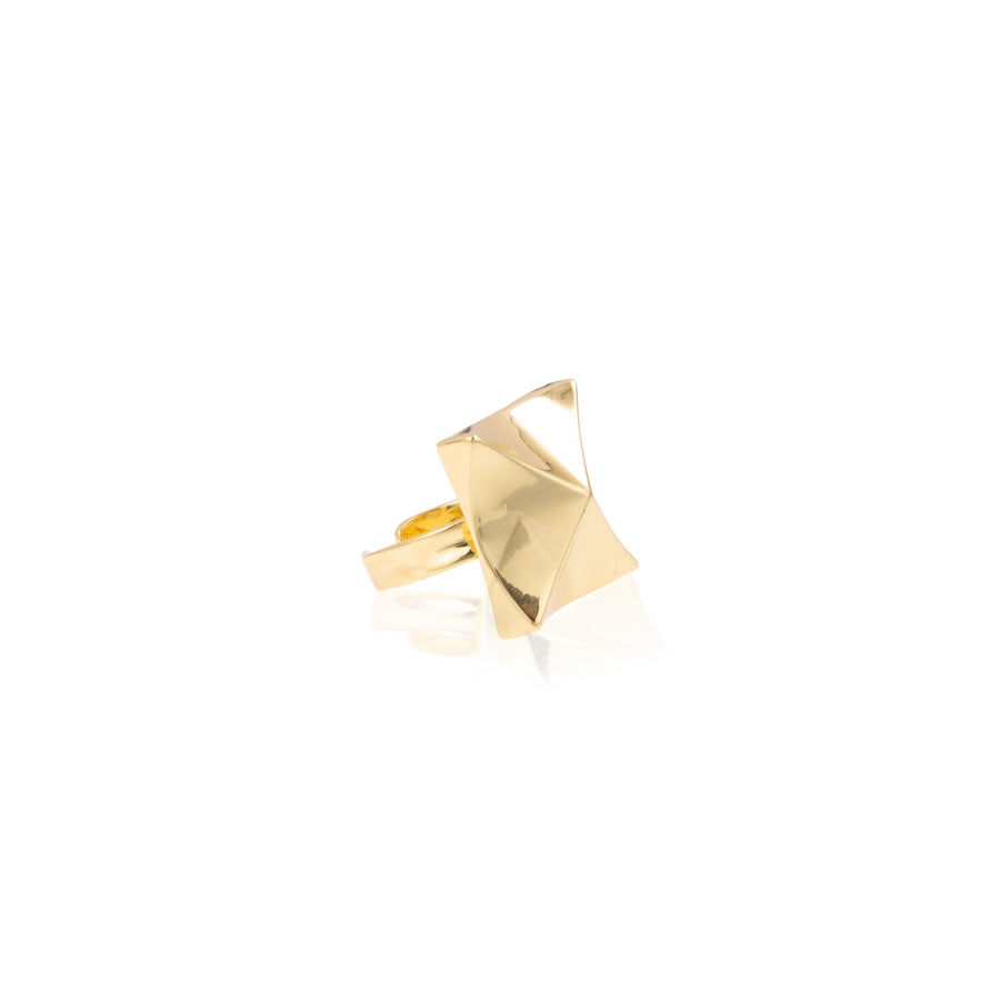 SPIKED PRISM RING